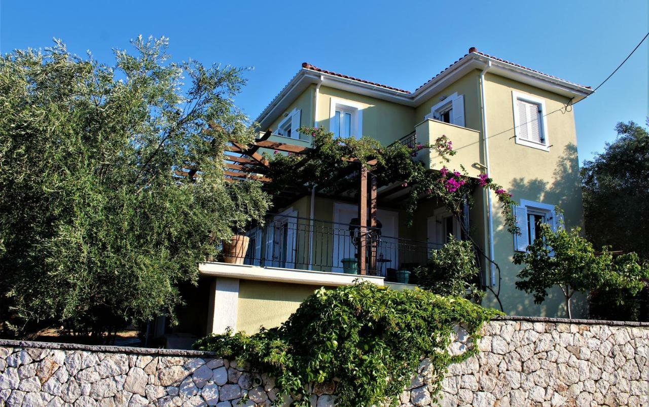 Villa Cinema Themed House In Argostoli Exterior foto