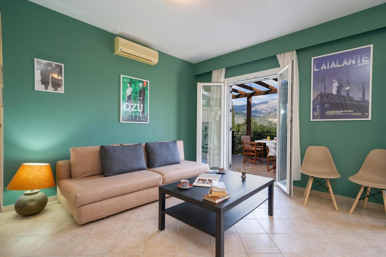 Villa Cinema Themed House In Argostoli Exterior foto